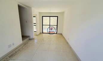 Imagem: Casa triplex com 3 quartos, sendo 2 suítes