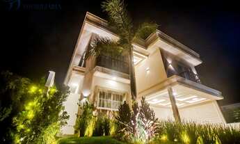 Imagem 4: Casa duplex de luxo na Cidade dos Bosques, com 4 suítes e dependência completa