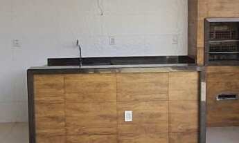 Imagem 6: Casa conservada em Nova Parnamirim, com piso em porcelanato