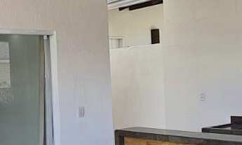 Imagem 2: Casa conservada em Nova Parnamirim, com piso em porcelanato