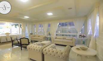 Imagem 4: Casa duplex de luxo com piscina e espaço gourmet privativos na Cidade dos Bosques. São 4 s