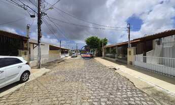 Imagem 3: Casa em Nova Parnamirim em condomínio, com 3 quartos sendo dois 2 suítes, um deles master