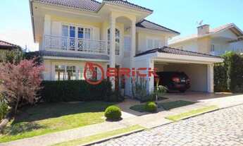 Imagem: Casa com 6 dormitórios, 380 m², na Várzea