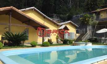 Imagem: Casa com 6 quartos sendo 3 suítes na Prata