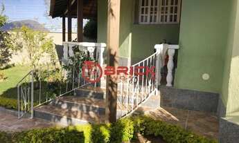 Imagem 3: Linda casa linear com 3 quartos sendo 1 suíte em condomínio no Golfe