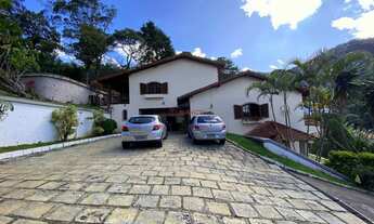 Imagem: Casa independente com 3 suítes, 1.900 m²