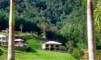 Imagem: Terreno com 1.260 m² em condomínio em