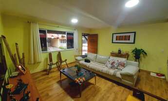 Imagem: Casa com 4 quartos sendo 1 suíte em condomínio