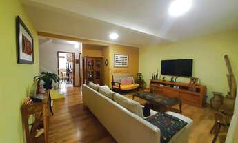 Imagem 2: Casa com 4 quartos sendo 1 suíte em condomínio em Araras - Teresópolis/RJ