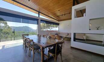 Imagem 5: Casa com 5 sendo 3 suítes dentro de condomínio no Parque Imbuí - Teresópolis/RJ