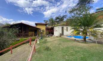 Imagem 5: Cada de madeira com 3 quartos sendo 1 suíte em condomínio em Sebastiana - Teresópolis/RJ