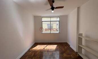 Imagem 4: Apartamento de 2 quartos sendo 1 suíte + dependência no Alto - Teresópolis/RJ