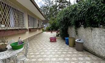 Imagem 2: Casa independente com 3 quartos sendo 1 suíte, 308 m² na Tijuca - Teresópolis/RJ