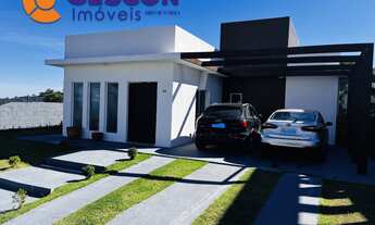 Imagem: Bela Casa em Condomínio à Venda em Santana