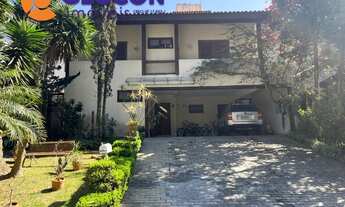 Imagem: Casa de luxo em condomínio na Aldeia da