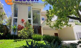 Imagem: Casa de alto padrão em condomínio na Aldeia