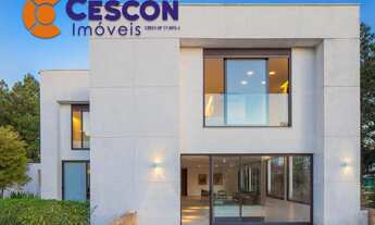 Imagem: Casa de luxo em condomínio na Aldeia da