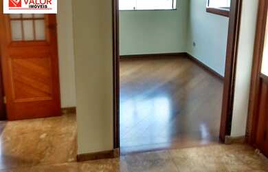 Imagem 8: Imóvel de Luxo na Vila Inah: Casa à Venda com 4 Quartos, 2 Suítes, 2 Salas e 5 Vagas de Ga