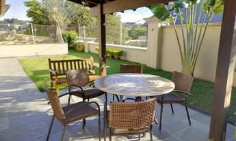 Imagem 2: Espetacular Casa à Venda em São Paulo-SP 4 Quartos, 2 Suítes, 2 Salas, 5 Banheiros, 5 Vag