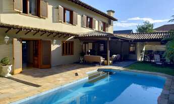 Imagem 1: Espetacular Casa à Venda em São Paulo-SP 4 Quartos, 2 Suítes, 2 Salas, 5 Banheiros, 5 Vag