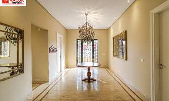 Imagem 7: Residência em rua tranquila e arborizada. Excelentes acabamentos, conforto, privacidade e