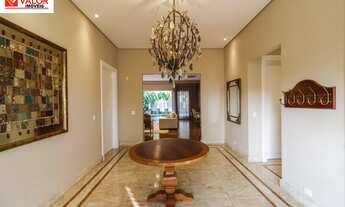 Imagem 5: Residência em rua tranquila e arborizada. Excelentes acabamentos, conforto, privacidade e