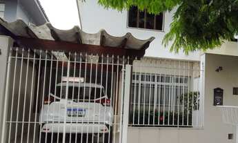 Imagem: 3 Suítes, ao lado de uma linda praca!