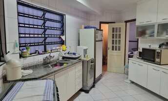 Imagem 7: VENDO SOBRADO COM PISCINA