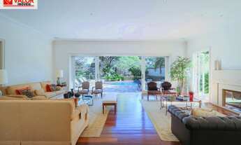 Imagem 5: CASA DE CINEMA - JARDIM GUEDALA Casa localizada em rua tranquila do bairro, projetada pel