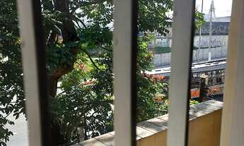 Imagem 1: Oportunidade única de investimento! Casa comercial com excelente localização, ao lado do m