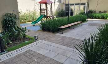 Imagem 3: VISTA PANORAMICA AO LADO DA LINHA AMARELA DO METRO COM PISO EM LAMINADO, ARMARIOS, LUSTR