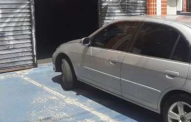 Imagem 4: AVENIDA DE GRANDE MOVTO NAS IMEDIAÇÕES METRO