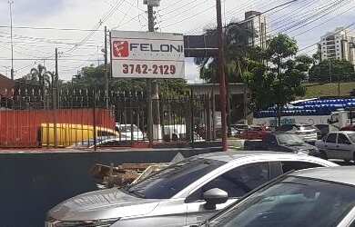 Imagem 5: AVENIDA DE GRANDE MOVTO NAS IMEDIAÇÕES METRO