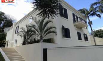 Imagem 2: CASA ASSOBRADADA, RODEADO DE VERDE, RUA TRANQUILA AO LADO A AVENIDA OSCAR AMERICANO E HOSP