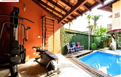 Imagem 5: AMPLA CASA, LINDA, NO MORUMBI Fácil acesso a Marginal Pinheiros e Avenida Morumbi e aos m