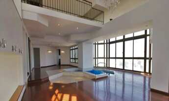 Imagem: Duplex todo em mármore, com excelente localização