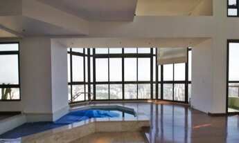 Imagem 3: Duplex todo em mármore, com excelente localização em frente à entrada da escola americana