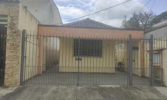 Imagem 2: Duas casas antigas, terreno com 6.5 m² de frente e 30 m² de comprimento, totalmente plano