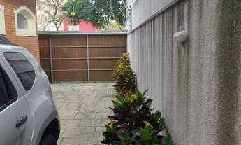 Imagem 2: Casa na City Caxingui, com mais de 500 metros de terreno e 300 de construção, com vários a