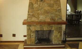 Imagem 7: LINDA COBERTURA EM LUGAR COM MUITO VERDE