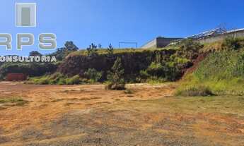 Imagem 5: Terreno com excelente área e localização no bairro do Rosário em Atibaia SP. A 100 m da ro