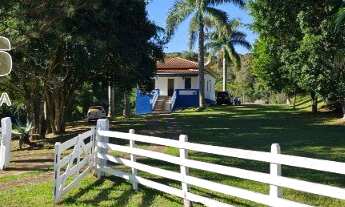 Imagem 4: Excelente sítio com 96.800 m² , muita área verde Casa com 4 dormitórios 03 Banheiros 02