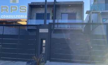 Imagem 3: Com um total de 03 dormitórios, sendo 01 suíte, sala de estar e sala de jantar espaçosas