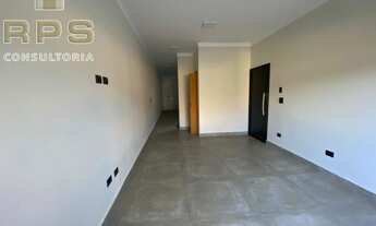 Imagem 6: Com um total de 03 dormitórios, sendo 01 suíte, sala de estar e sala de jantar espaçosas