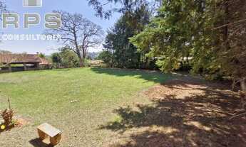 Imagem 4: Terreno plano com platô pronto para construir no Chácaras Brasil, ao lado do condomínio Pa