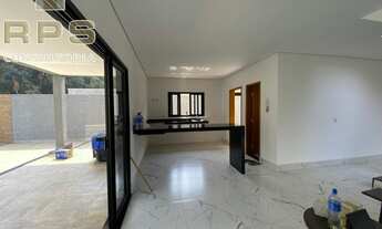 Imagem 7: Imóvel novo com : 04 Dormitórios sendo 04 Suítes ( 01 com closet ) 05 Banheiros Cozinha i