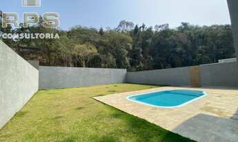 Imagem 2: Imóvel novo com : 04 Dormitórios sendo 04 Suítes ( 01 com closet ) 05 Banheiros Cozinha i