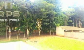 Imagem 5: Terreno à venda no Condomínio Figueira Garden em Atibaia, topografia excelente, fundo para