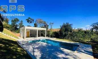 Imagem 4: Casa de campo em condomínio de chácaras em Atibaia, com 04 suítes, piscina com hidro, área