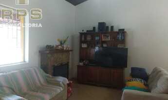 Imagem 5: Casa com 3 dormitórios, sendo 1 suíte, casa térrea Além disso, conta com salas de estar c